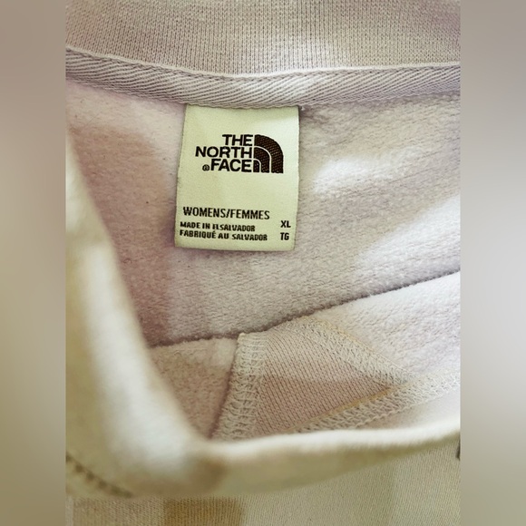 The North Face Women’s Light Purple Crewneck Sweat Shirt - Picture 4 of 4